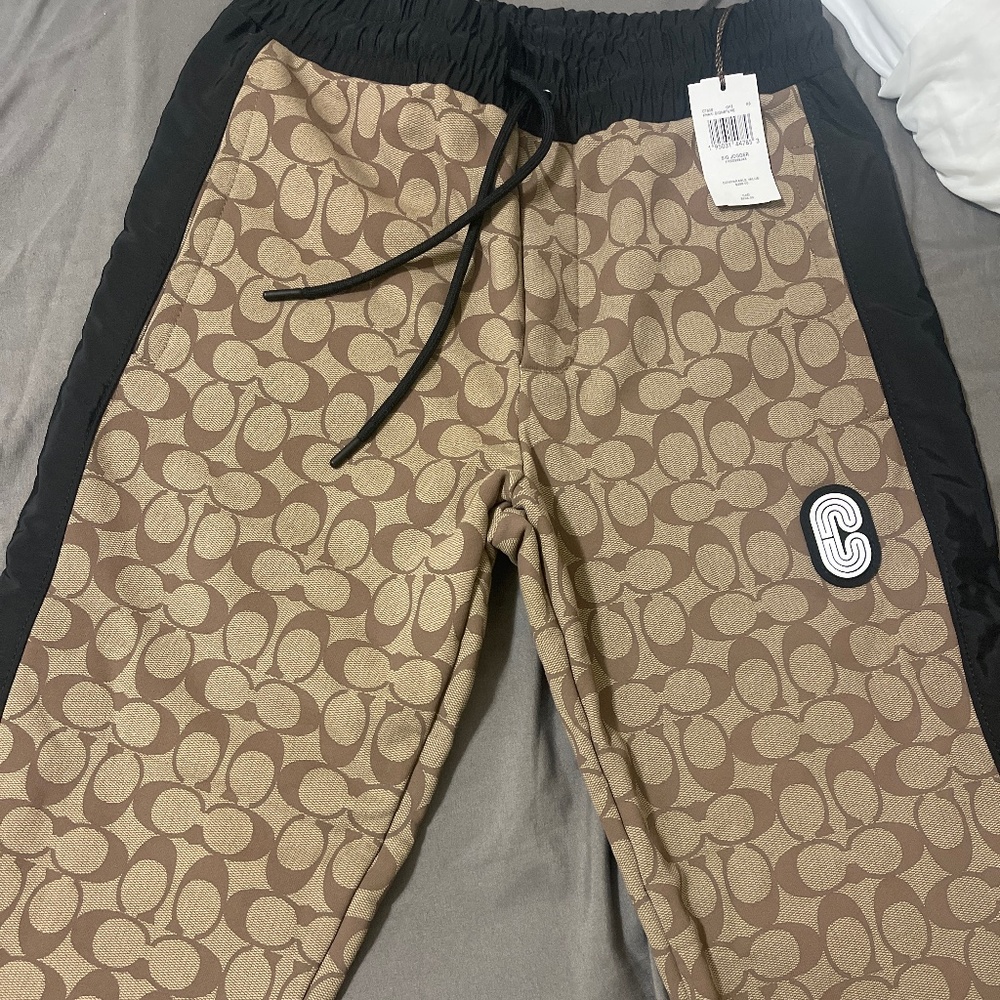 Coach jogger **New